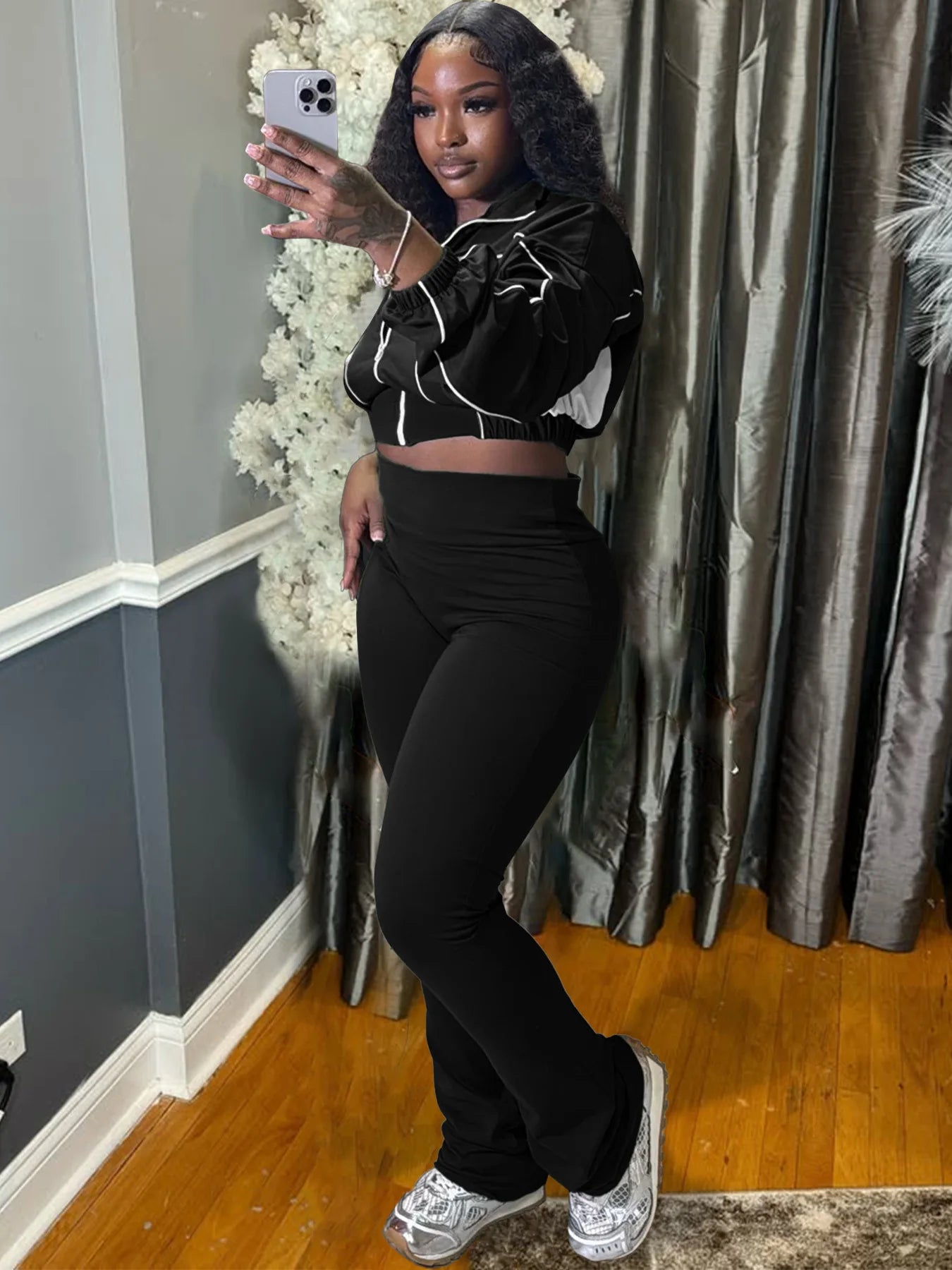 Casual Stripe 2-Piece Crop Top + Flare Pants Tracksuit.