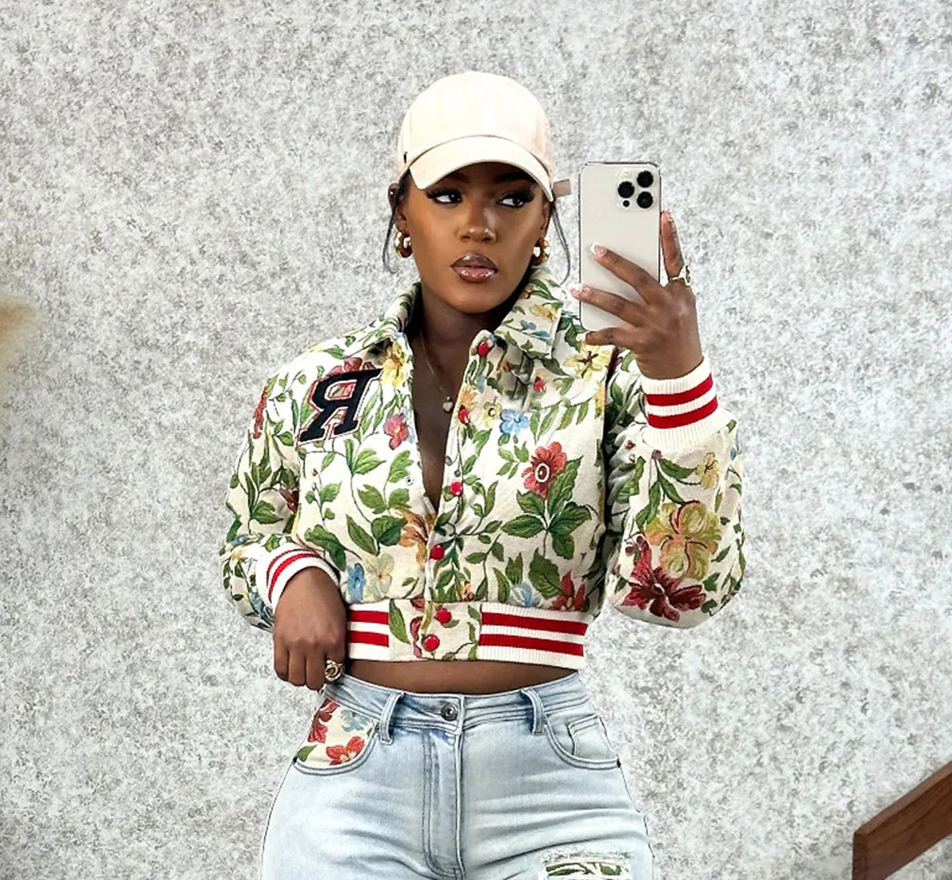 Jacquard Elegant Crop jacket.
