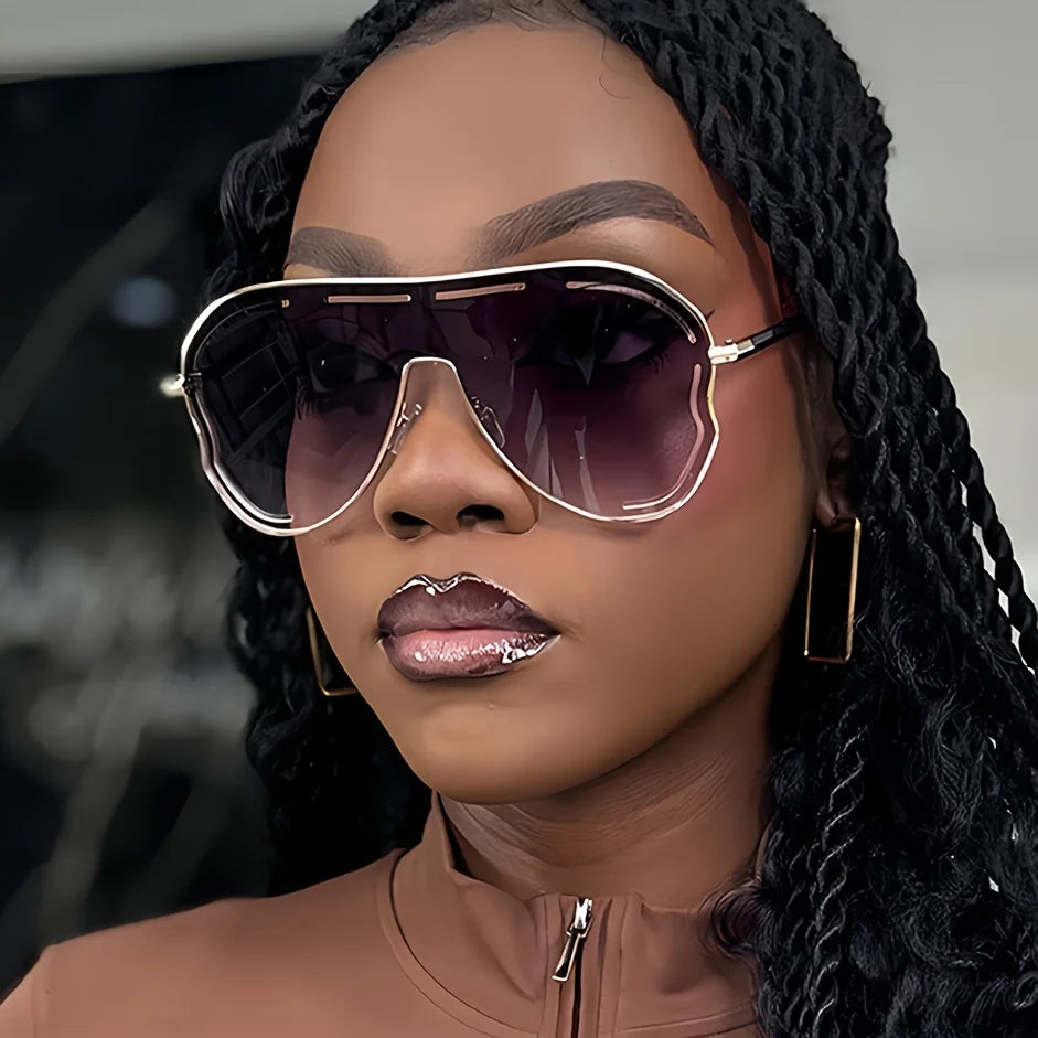 Gradient Oversized Pilot Sunglasses