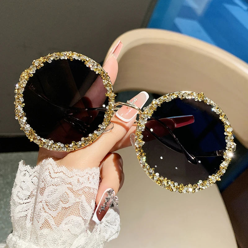 Diamond fashionable sunglasses