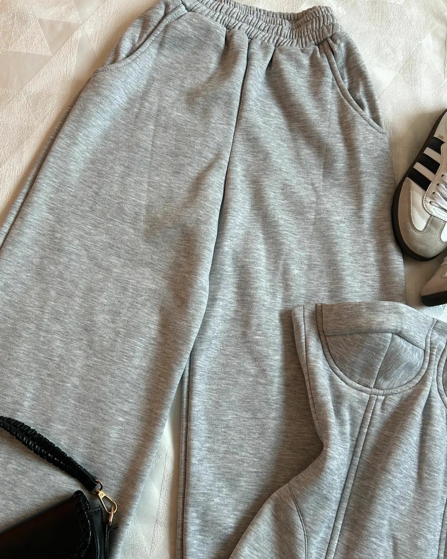 Girly Tube Top Pants Set.