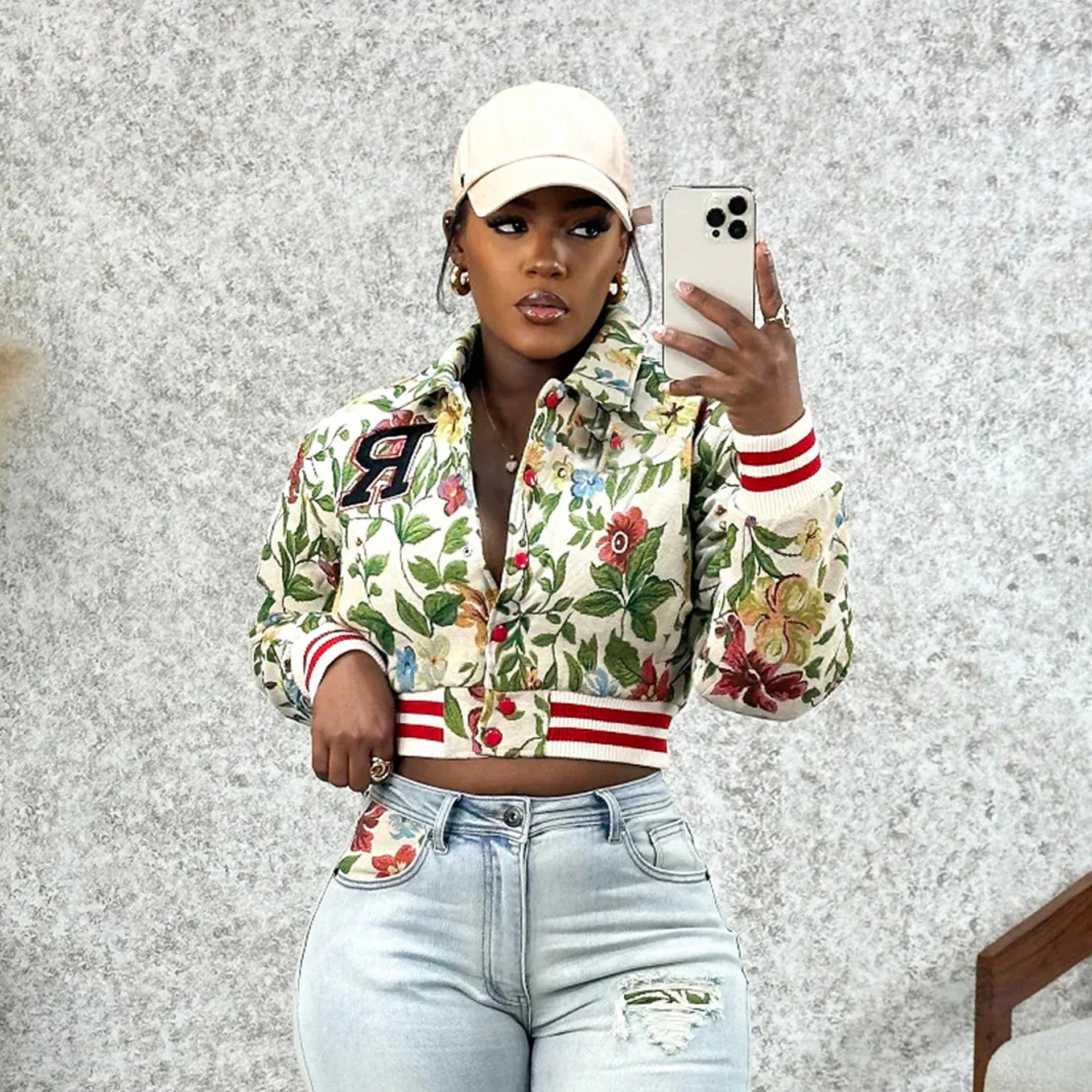 Jacquard Elegant Crop jacket.