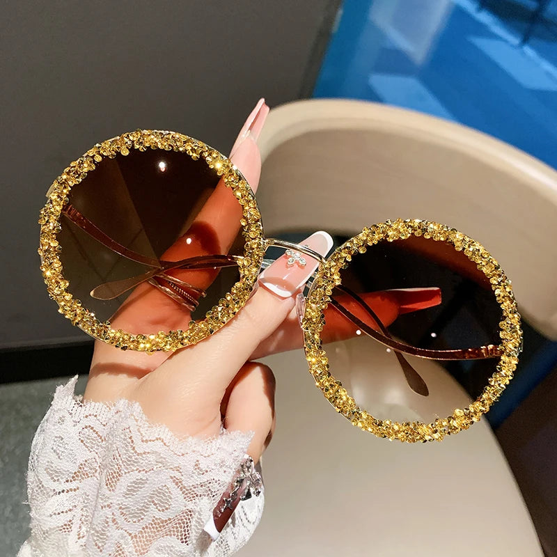 Diamond fashionable sunglasses