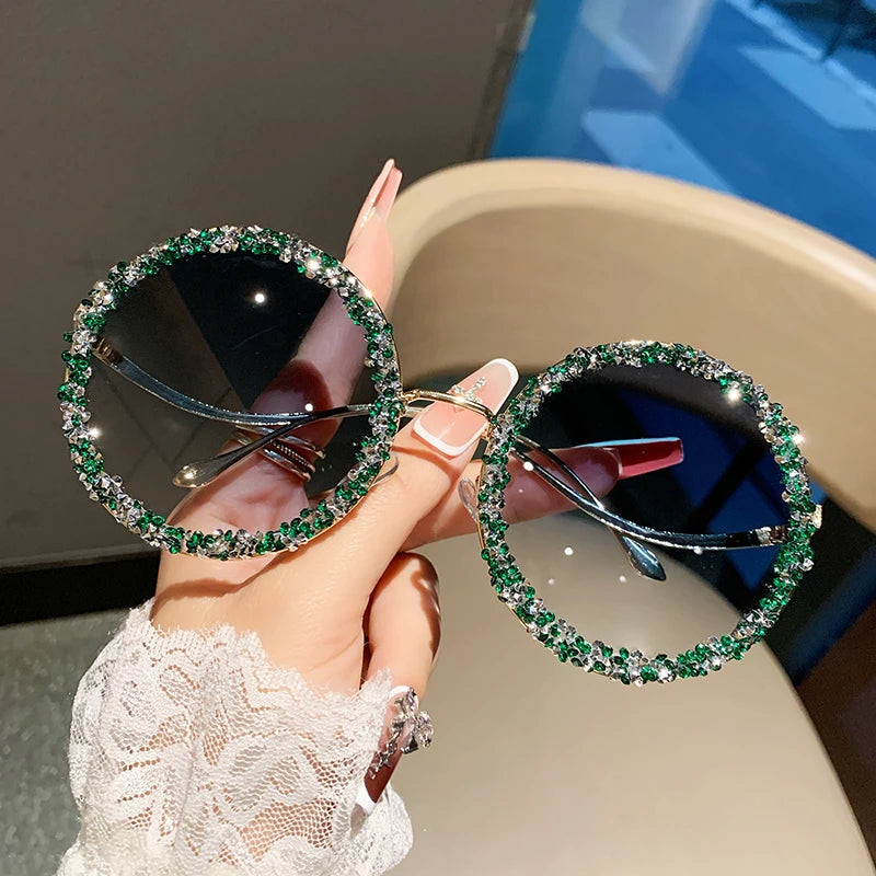 Diamond fashionable sunglasses